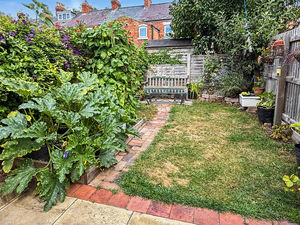 Photo 23- click for photo gallery